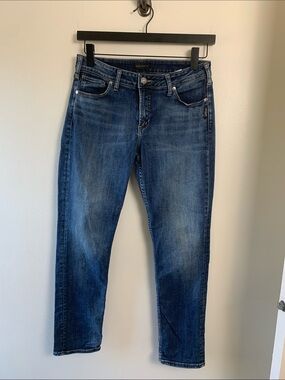 Silver Jeans Medium Wash Straight Leg Soft Women's Jeans